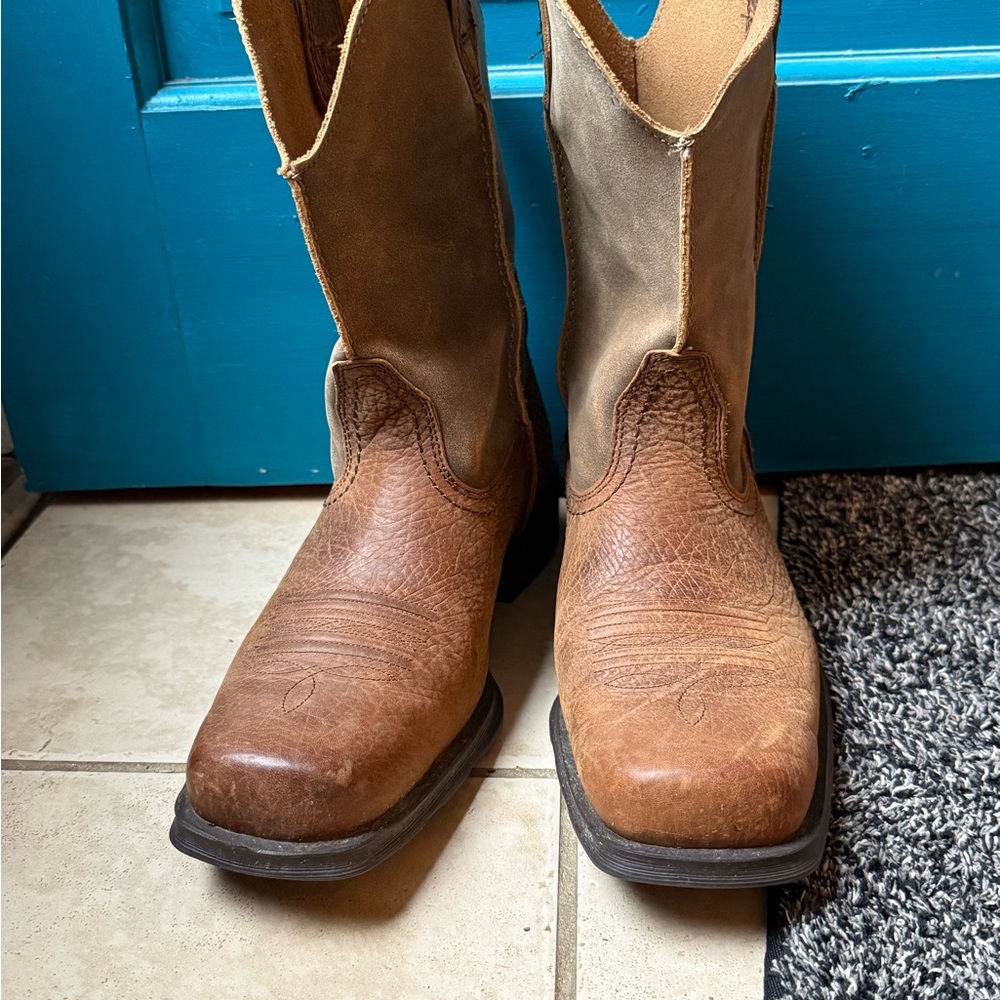 Ariat Two-Tone Brown Western Boots